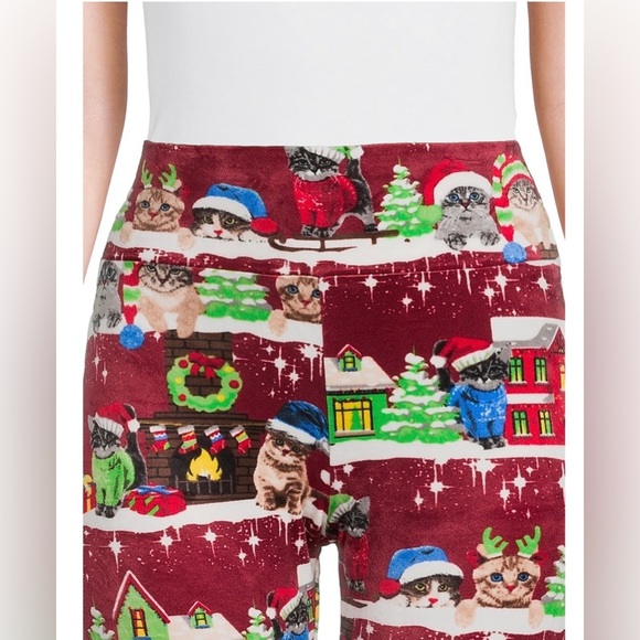 No Boundaries Christmas Velour Leggings - Picture 4 of 5